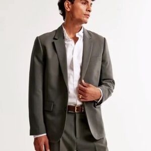 NEW Abercrombie & Fitch Men's Olive Green Suit Set
